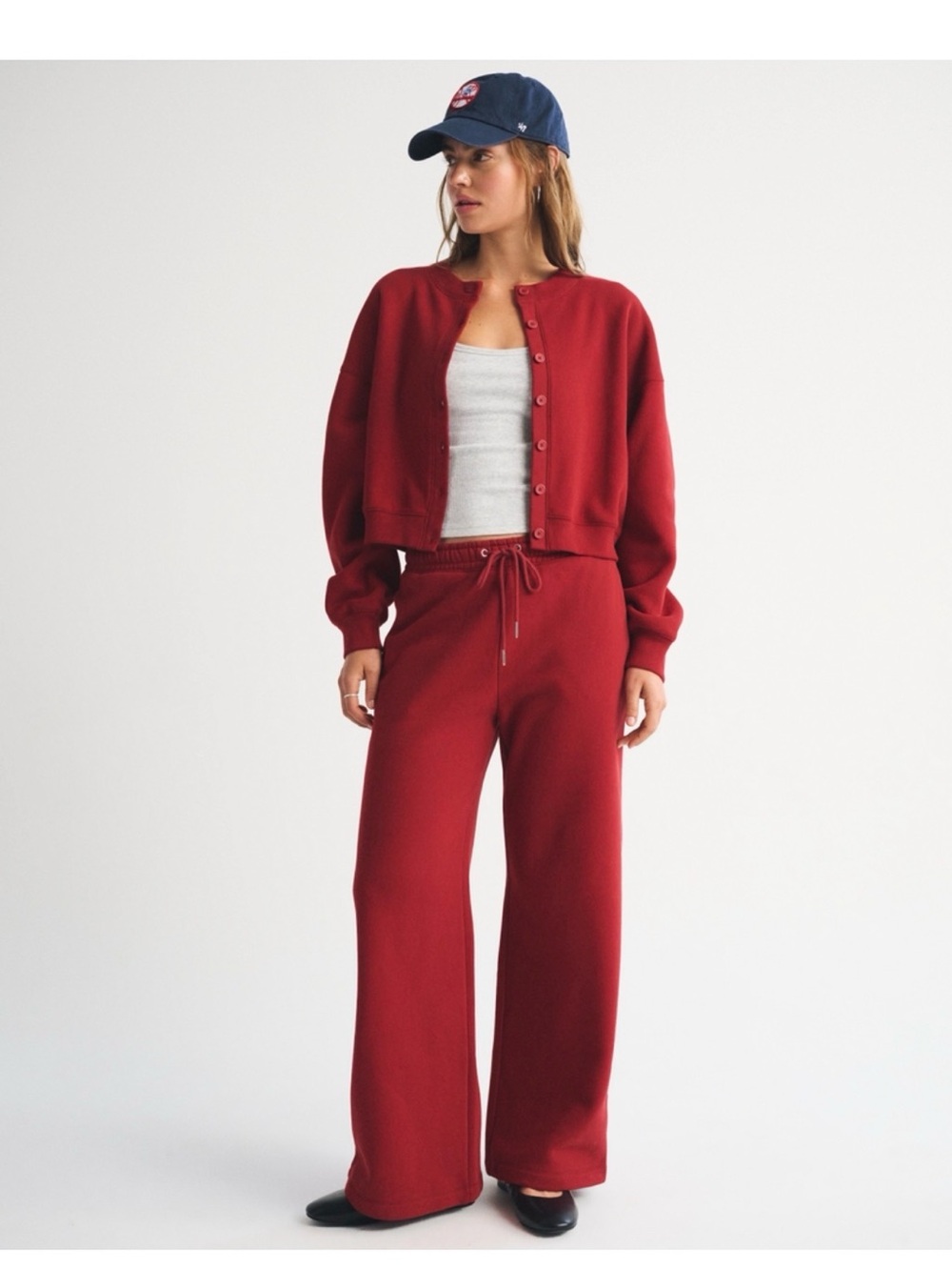 Abercrombie & Fitch Sunday Shrunken Crew Cardigan Sweater Red Sweatshirt - Picture 1 of 9